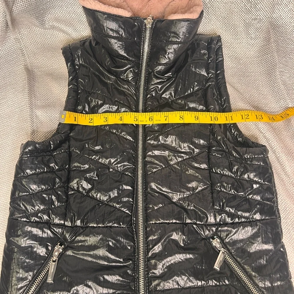 Black Quilted‎ Vest with Pink Collar